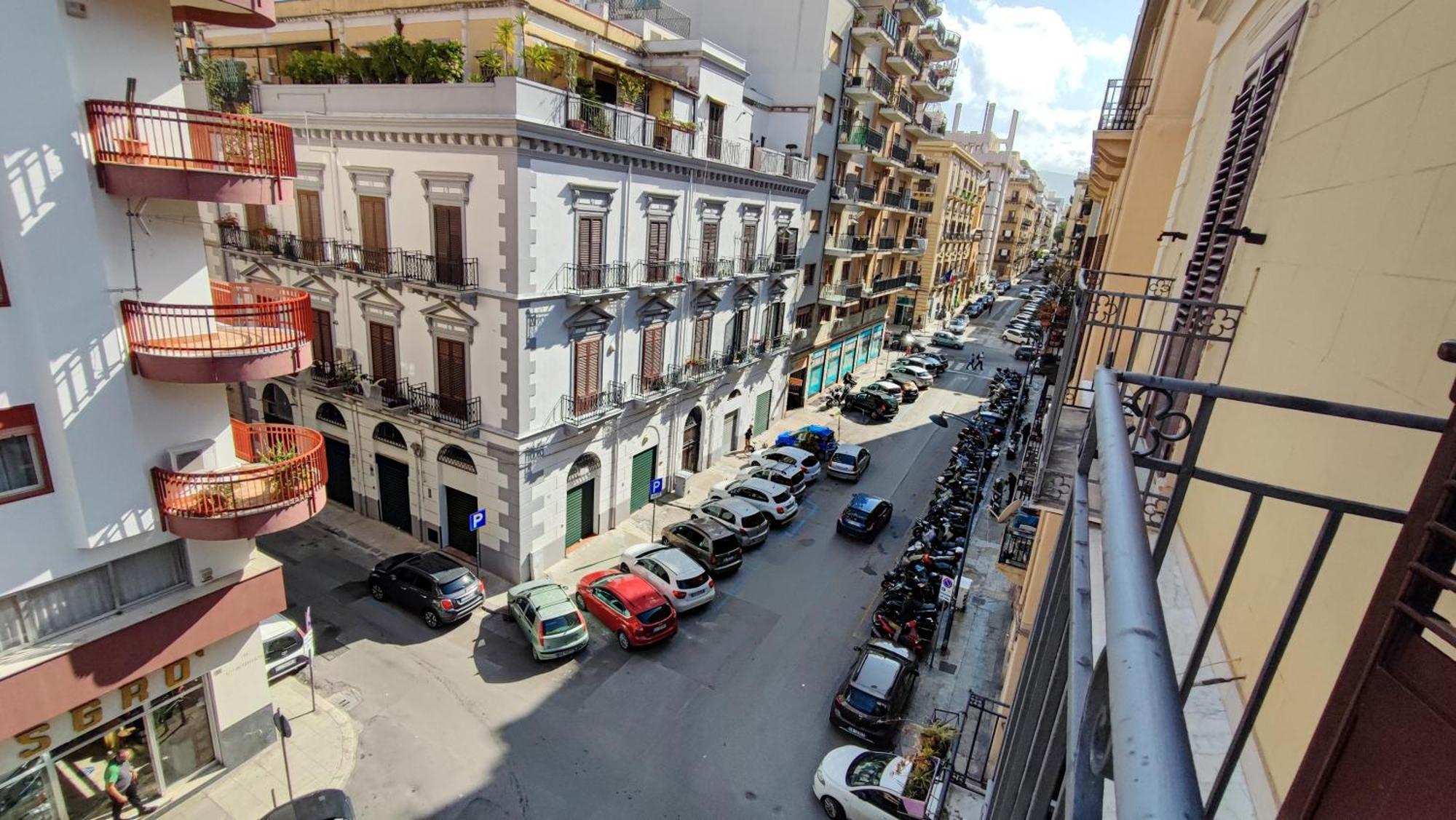 Casa Bentivegna Apartment Palermo Exterior photo